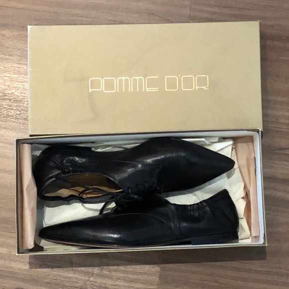 Flats - Picture 2 of 7